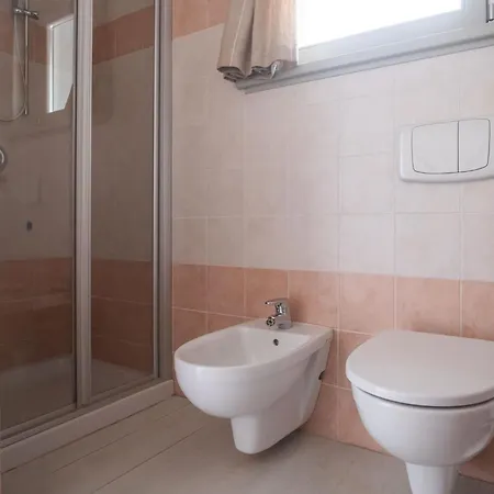 Apartment Enjoyiseolake - Beatrice - Vibrant Flat With View *